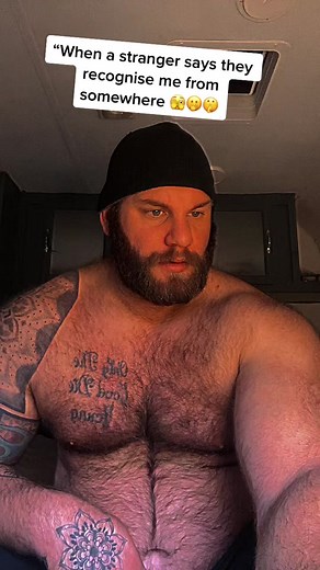 AussieManAdventures (@aussiemanadventures)’s videos with WHY IS MY SOUND POPULAR WHAT - 🫶🏻