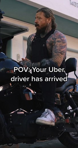 I do Uber Eats too. 🍔 Join my daily live stream 9PM EST 🖤