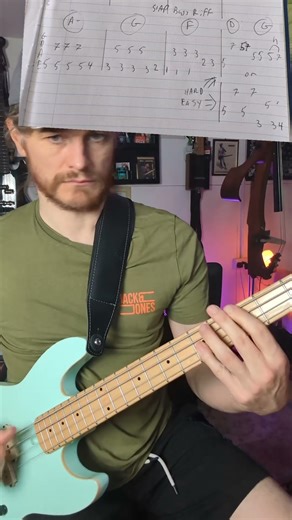 Slap bass riff