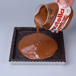 Easy chocolate cake decorating ideas for beginners