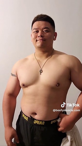 Shirt rip🥰😘 #beefy #massive #muscle #musclebear #musclehunk #bulky #pecs #workout #motivation