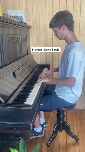 Starman - David Bowie Piano Cover