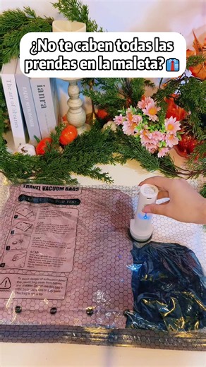 Ahorra espacio en tus envíos con estas bolsas compresoras. Vienen con bombita y 18 bolsas para meter más ropa en cada caja. #ahorraespacio #envíosmexico #bolsascompresoras #hackdelhogar #tiktokshop