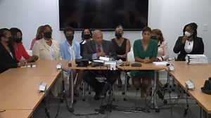 10 Black female DC police officers file lawsuit claiming discrimination