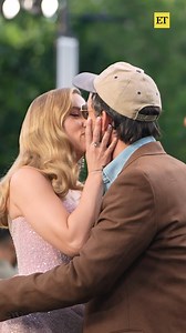 The way Jonathan Bailey and Scarlett Johansson greet each other at the 'Jurassic World Rebirth' premiere. 😂❤️ | Entertainment Tonight