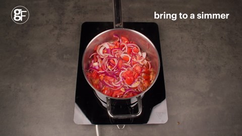 Homemade tomato chutney