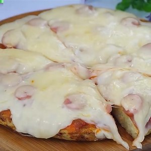 522K views · 829 reactions |   凜 Pizza la tigaie, cu blat din cartofi 凜   Rețetă inedită, rapidă și savuroasă... chiar foarte savuroasă și foarte gustoasă❗﫠   | KiloRețete | Facebook