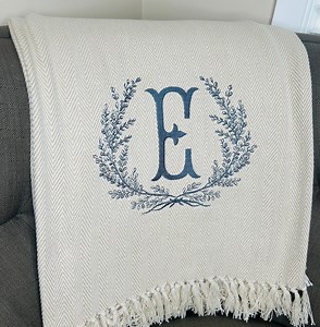 Monogrammed Cotton Blanket/wedding Gift/bridal Shower Present/personalized Blanket/custom Throw Blanket/personalized Gifts/floral Wreath - Etsy