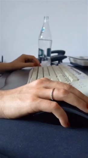 Makemychance-Get Your Chance on Instagram: "What Is Event Bubbling? #JavaScript #reels #webdevelopment #instagram #coding #webdev #programming #website"