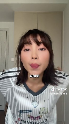 Chinese vs English: Which Makes More Sense?