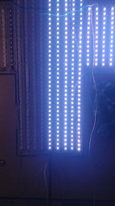 Multiple power supplies LED strip color flickering issue