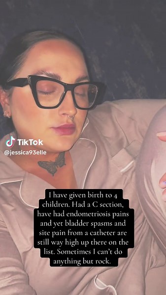 Bladder spasms 🤦🏻‍♀️ Sometimes the pain legit becomes overwhelming. #catheter #chronicillness #bladderproblems #fyp #bladderhealth #fowlerssyndrome #endometriosis