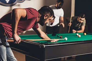 8 Best Pool Cues Reviewed in Detail (Mar. 2025)