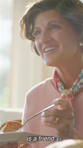 Make new traditions with Mom, sharing a dessert with the people she loves. Order for delivery and check her gift off the list! | Nothing Bundt Cakes