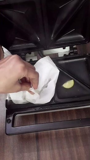 Clever Cleaning Tips and Tricks #1 | How to Clean Sandwich Maker