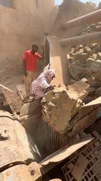 Crusher Machine Jammed By Giant Rock! Workers Smash It With Hammers #stonecrusher #rockcrushing