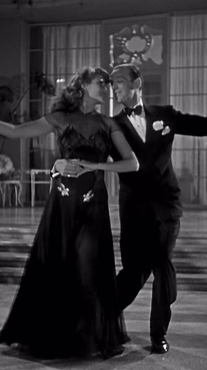 #fredastaire #ritahayworth #youwereneverlovelier #1940s #musical #classic #oldhollywood #ballroomdance