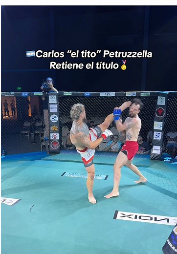 🇦🇷Carlos “el tito” Petruzzella retiene el título sudamericano de peso medio frente Lautaro Ayala Luego de una tremeda high kick el tito se lleva la victoria y pide a gritos contender series🔥 📺Se viene el co- main y main event! No te lo pierdas por nuestro canal de YouTube Samurai fight house - - - #samuraifighthouse #sfh26 #mma #pelea #puntadeleste