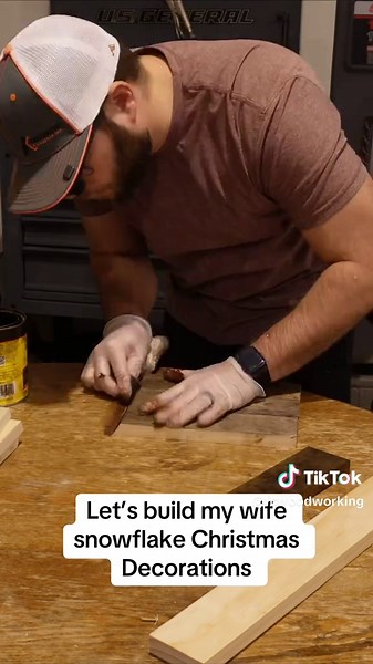 Woodworking Christmas Decorations - Snowflake. Full build on my YouTube Channel. (Link in bio) #woodworking #woodwork #woodworkingproject #christmasdecor