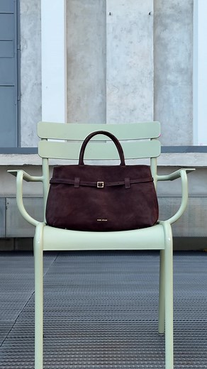 Wandering through Milan and Paris with @Declan Chan