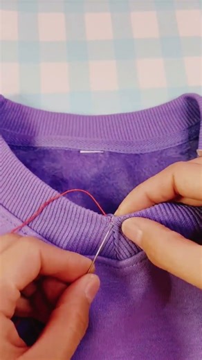 Modify loose T-shirt neck | Easy DIY guides. #shorts