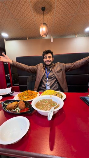 F&S Adventures on Instagram: "Agar aap Chinese food ke deewane ho, to China Town Restaurant aap ke liye perfect spot hai! 😍🍜 Yahan milta hai authentic Chinese taste, comfortable environment aur budget-friendly deals. Hum ne try kiya: ✔️ Chicken Chowmein ✔️ Black Pepper Chicken ✔️ Drum Stick ✔️ Corn Soup Aur ye sab sirf 1499 PKR mein! 😲 China Town mein separate gents & family hall available hai, is liye doston ke sath ho ya family ke sath — comfort guaranteed. 📍 Location: Gulistan Road, Quett