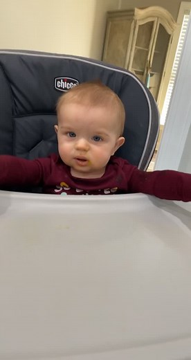 Tucker learns a valuable lesson: “You can’t eat while you poop.” #fyp #cute #baby