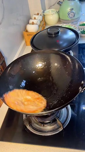 Delicious Cooking with Wok and Pot