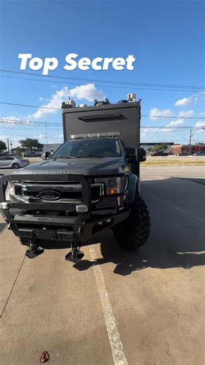 United States government Conversion we did about three years ago. #militarytrucks #topsecret #departmentofhomelandsecurity | DBLdesign.com