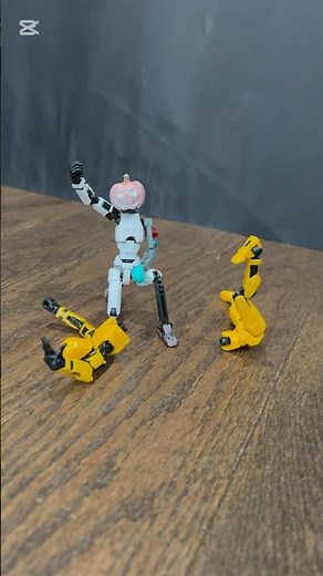 Dummy 13 puts himself back together #dummy13 #d13 #lucky13 #t13 #actionfigure #dummy13fight #toy