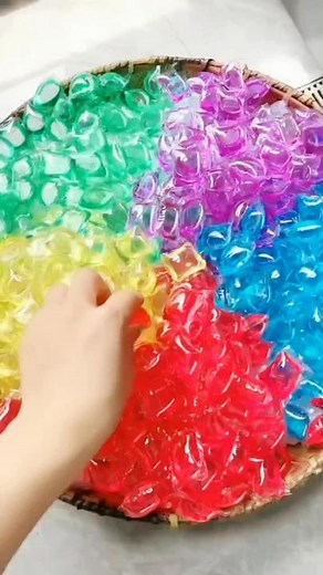 Wash your clothes and use laundry beads#laundrybeads #laundry #laundrybead #laundryhack #tiktokshopmalaysia #foryourpage #foryou