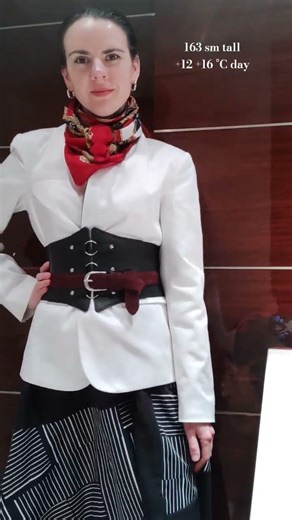 Outfit of the day inspired by Prada 2016. #ootd #ootdguide #outfitideas #springoutfit #styling