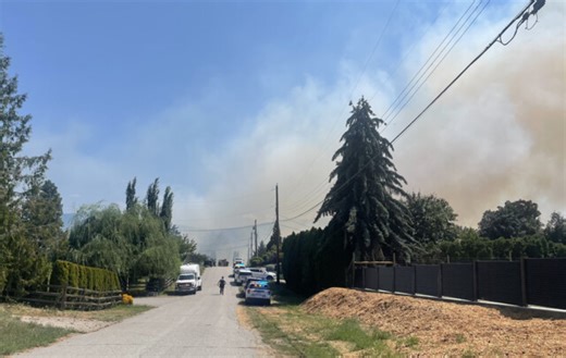 12 residents evacuated in wildfire on Penticton's West Bench
