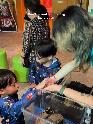 Would you dare to try? 👀 Learning feels different when it’s right in your hands. Catch our Bug Exploration sessions daily: 11:30am – 12:00pm | 2:30pm – 3:00pm #entopiapenang #harmonywithnature #voicesofnature #wondersofnature #naturelearning #entopia #entopiapenang #entopiabypenangbutterflyfarm #telukbahang #jalanjalanpenang #penang