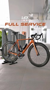 🔥Factor O2 🛠️Full Service by LexBike “ขอบคุณลูกค้าที่เข้ามาใช้บริการครับ”🙏 ติดต่อ : Link หน้า Bio 📍Lexbikes , 2nd Flr. Beehive Liftestyle Mall , Muangthongthani #factor #factorthailand #ล้างจักรยาน | Lex Bike