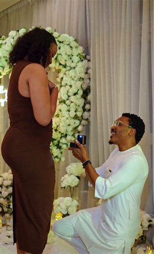 This is one of the most beautiful proposals you will see today 🥹❤️💍 She clearly didn’t see it coming. Love won again! 📸 @akwa_ugoo Olaedo’s lens | Sonia Okehie's Blog