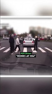 Reckless driver gets schooled #roadrage