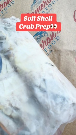 How to make Soft Shell Crab Sandwich 👀🦀 #seafood #crab #asmr #sandwich #fypage #satisfying | Cameron's Seafood Online