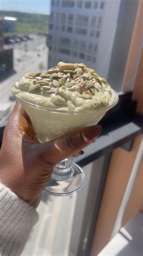 Healthy Greek Yogurt Breakfast Bowl | Avocado, Banana & Walnuts 🥣