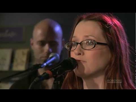 INGRID MICHAELSON SIngs "Soldier" "Maybe" and "Everybody" Live #1