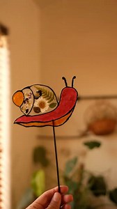 Plant stakes made from clear plastic #plantstake #plantcraft #UpcycledCrafts | Sibster