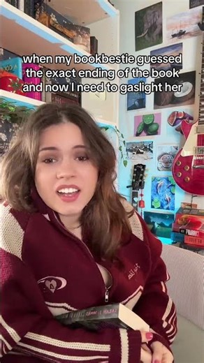 Think less, enjoy more👊🏼 top from @aelfriceden_official #booktok #reading #books #booktube