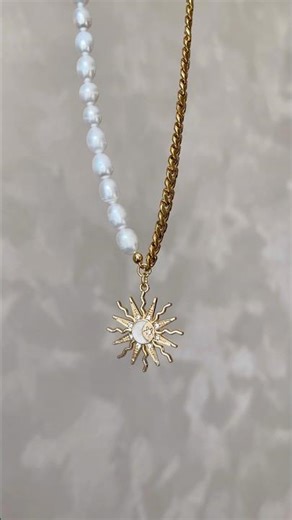 Handmaking the aesthetic jewelry you’ve been looking for 😍 #jewelrydesign #jewelrymaking #necklace