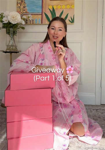✨ PR BOX GIVEAWAY — BOX 1 OF 5 ✨ To celebrate 1,000 followers, I’m giving away FIVE personalized PR boxes — and this is Box 1 💌 HOW TO ENTER: 🤍 Follow me on TikTok - LLIONIE 🤍 Follow me on Instagram - LANALIONIE 🤍 Like, save & repost this video 🤍 Comment the IG handle you followed me from (❕ It’s important to complete ALL steps to qualify ❕) BONUS ENTRY: Tag a friend who loves beauty as much as you 💄✨ This box is valued over ~$470 and is packed with skincare, makeup, and haircare favorites