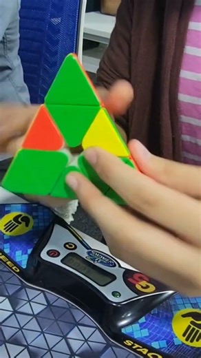 Pyraminx Solved in 2.32 Seconds! (PR) #rubikscube #cubing #wca #pyraminx #cube #cubesolve