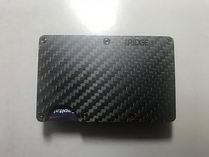 The Ridge Wallet with Cash Strap Review - Carbon Fiber