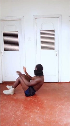 How to do a kick up/Kip up