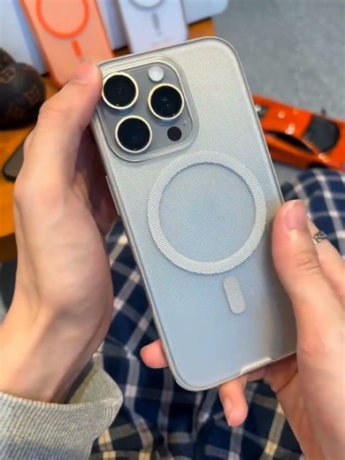 Back with particles, refreshing texture, super relaxing to hold