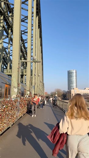Love Locks Bridge in koln🇩🇪 🔒❤️ | A Symbol of Forever Love #köln #travelvlog #viral #shortvideo