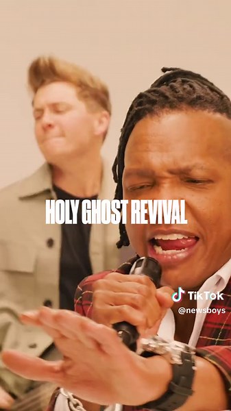 🌎⚡️☁️ ONE WAY JESUS SET OUR HEARTS ON FIRE SEND YOUR SPIRIT WE ARE CRYING OUT HEAVEN ON EARTH HERE AND NOW #livemusic #music #christian #fy #radio